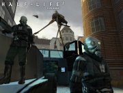 Half-Life 2 (Xbox) juego real 02.jpg
