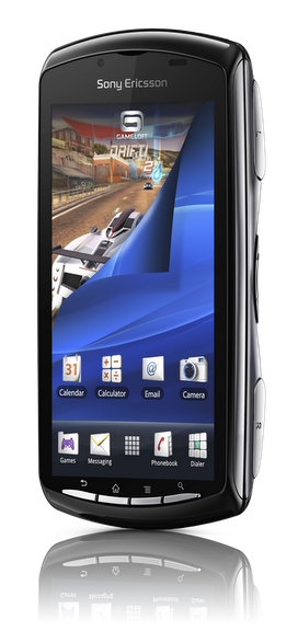 Archivo:Xperia play cerrado1.png