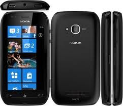 Nokia-lumia-710-2.jpg