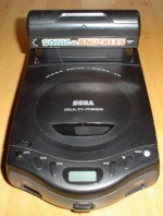 Sega MultiMega con cartucho Sonic & Knuckles.jpg