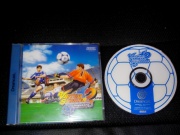 Virtua Striker 2 (Dreamcast Pal) fotografia caratula delantera y disco.jpg