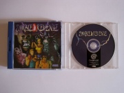 Zombie Revenge (Dreamcast Pal) fotografia caratula delantera y disco.jpg
