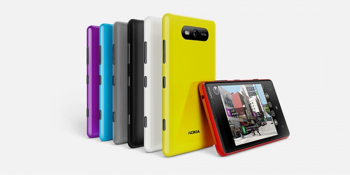 Nokia-lumia-820-1.jpg