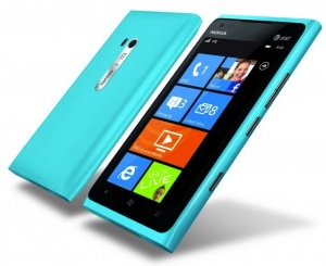 Nokia lumia 900-azul2.jpg