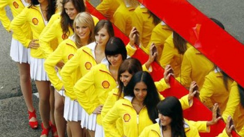 Formula1 - 12 Belgica Pit babes.jpg