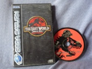 The Lost World Jurassic Park (Saturn Pal) fotografia caratula delantera y disco.jpg