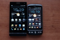 Comparativa-pantalla-xperia-s-htc-desire.jpg