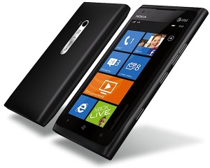 Nokia-lumia-900-negr2.jpg
