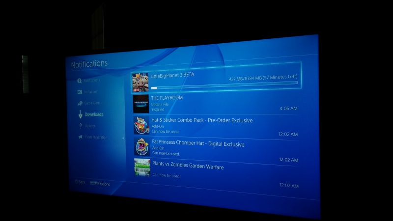 Archivo:Beta descargando LittleBigPlanet-3.jpg