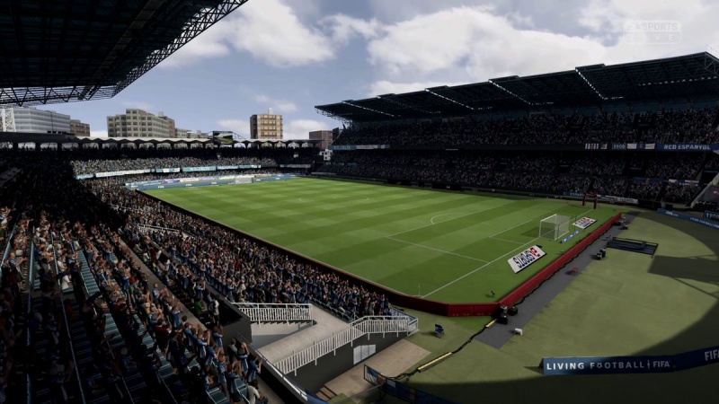 Archivo:FIFA 19 - estadio7.jpg