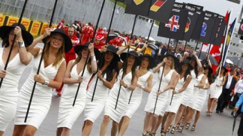 Formula1 - 7 Canada Pit babes.jpg