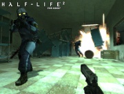 Half-Life 2 (Xbox) juego real 01.jpg