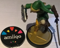 Amiiqo - Comparación Superior - Link.png