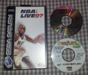 NBA Live 97 (Saturn Pal) fotografia caratula delantera y disco.png