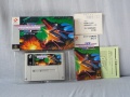 Gradius III (Super Nintendo NTSC-J) fotografia caratula delantera-cartucho y manual.jpg