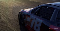 NASCAR21 img02.jpg