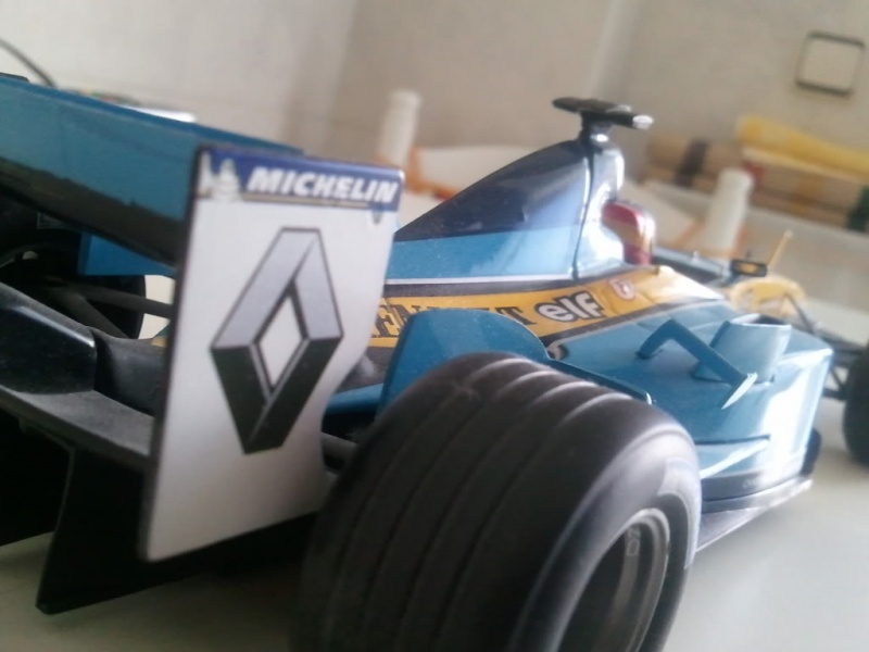 Archivo:Telefono Samsung Wave 36.jpg