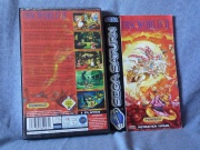 Discworld II-Missing Presumed (Saturn Pal) fotografia caratula trasera y manual.jpg