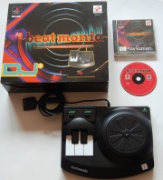 Beatmania Pal(playstation) pack controller fotografia caratula delantera y disco.jpg