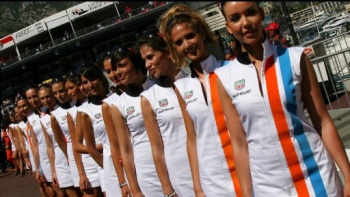 Formula1 - 6 Mónaco Pit babes.jpg